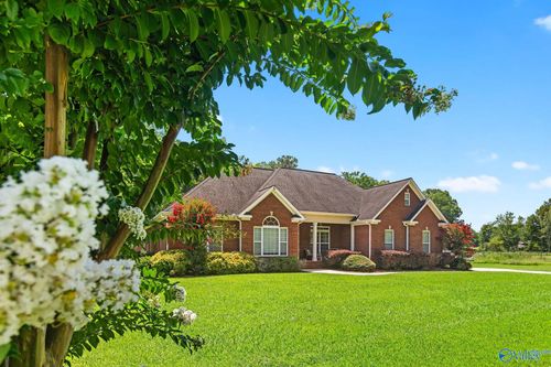 92 Garmon Rd, Gadsden, AL, 35901-6902 | Card Image