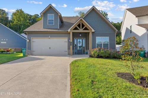 1054 Belle Pond Ave, Knoxville, TN, 37932-2287 | Card Image