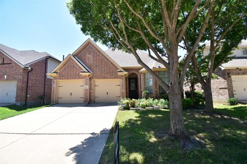 3005 Thicket Dr, Mckinney, TX, 75071-8425 | Card Image
