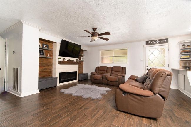 3405 Randall Dr, House other with 4 bedrooms, 2 bathrooms and 2 parking in Pearland TX | Image 10