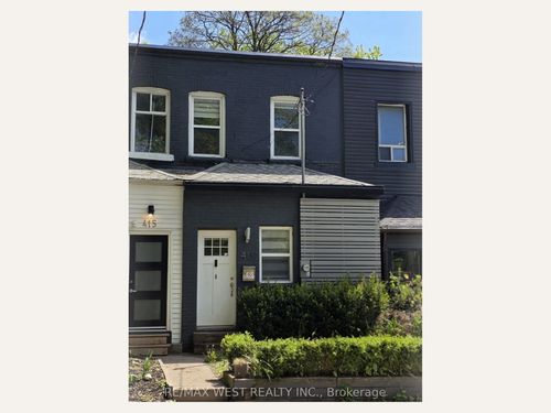 413 Leslie St, Toronto, ON, M4M3E3 | Card Image