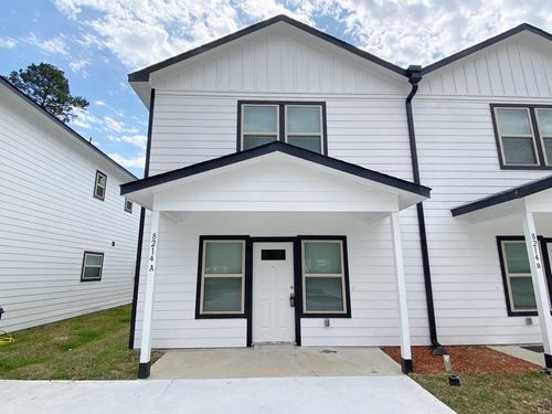 a-8214 Parker Rd, Houston, TX, 77078-1719 | Card Image