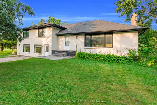 11821 Woodbine Ave, Stouffville, ON, L4A2H4 | Card Image