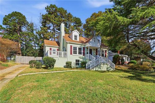 610 Ashland Dr, Greensboro, NC, 27403-1910 | Card Image