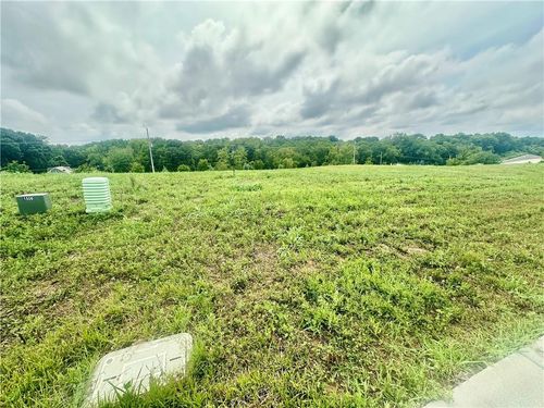 13935 Nw 70th St, Parkville, MO, 64152-1428 | Card Image