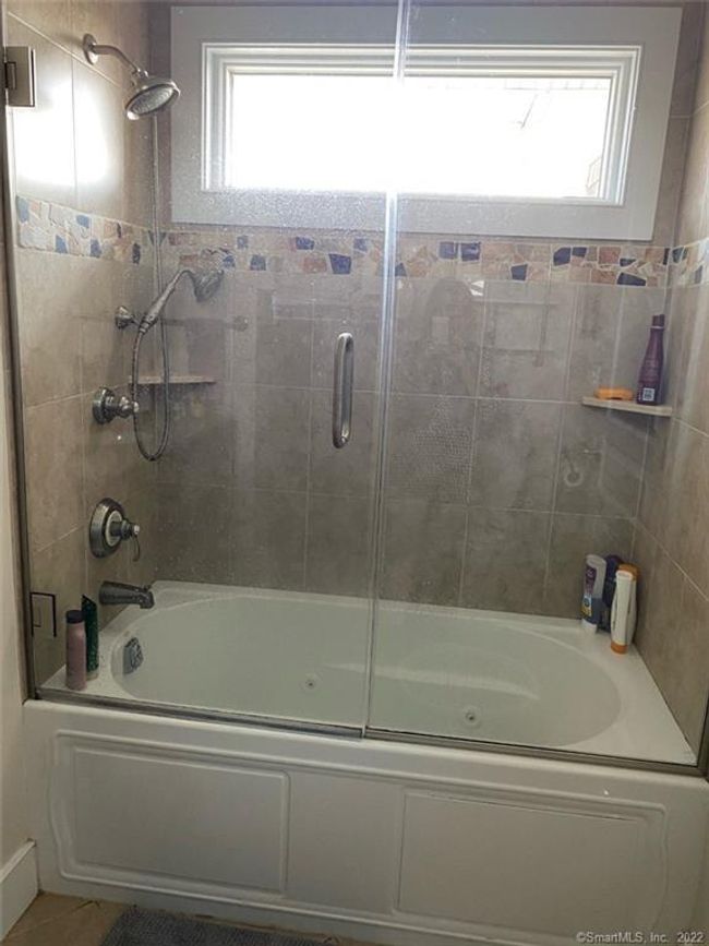 173 Captains Dr, House other with 4 bedrooms, 3 bathrooms and null parking in Westbrook CT | Image 18