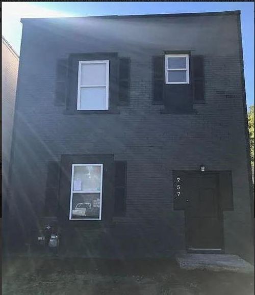 757 Osage Ave, Kansas City, KS, 66105-2038 | Card Image