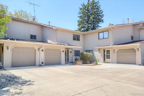 9538 Fenhill Drive, Mundy Township, MI, 48439 | Card Image