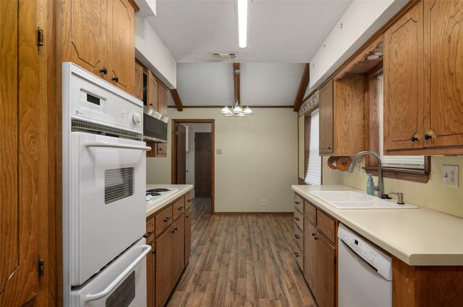 914 Boone Dr, House other with 3 bedrooms, 2 bathrooms and null parking in Sherman TX | Image 9