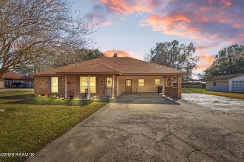 223 Ole Colony Rd, Lafayette, LA, 70506-3709 | Card Image
