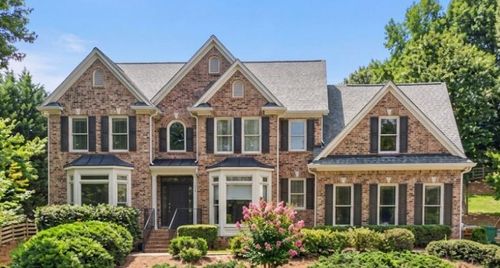 112 Grandcrest Dr, Suwanee, GA, 30024-4292 | Card Image