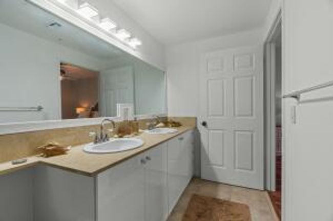 APT-406 - 804 E Windward Way, Condo with 2 bedrooms, 2 bathrooms and null parking in Lantana FL | Image 28