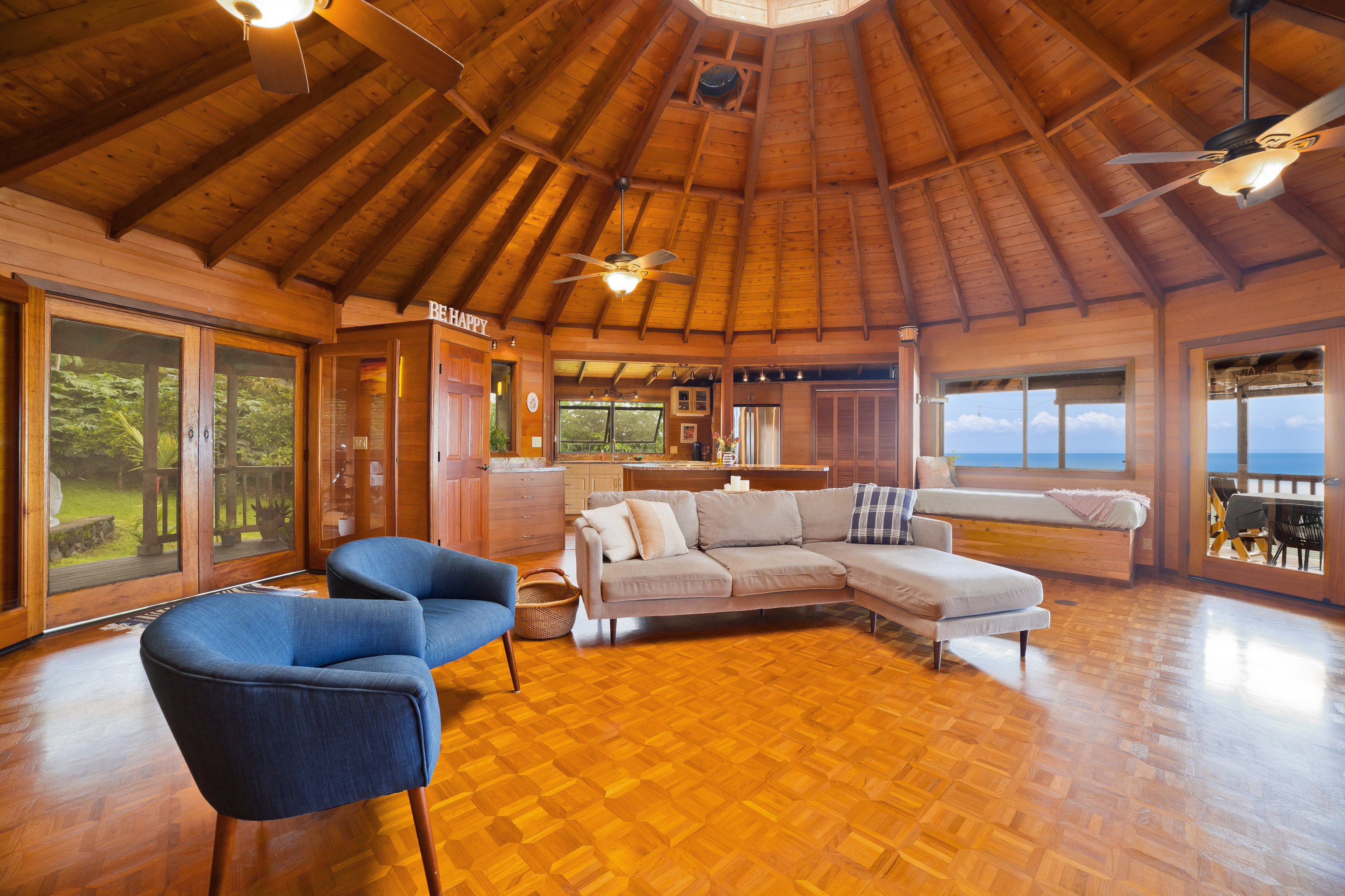 Hualalai Rd, Kailua Kona, HI 96740