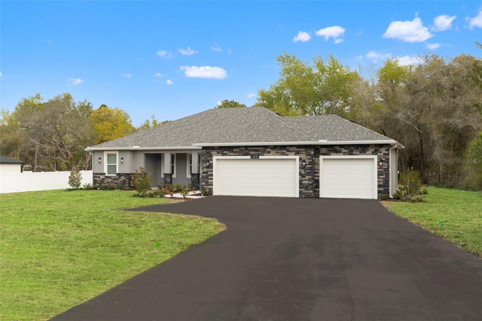 Residential in SPRING HILL 2