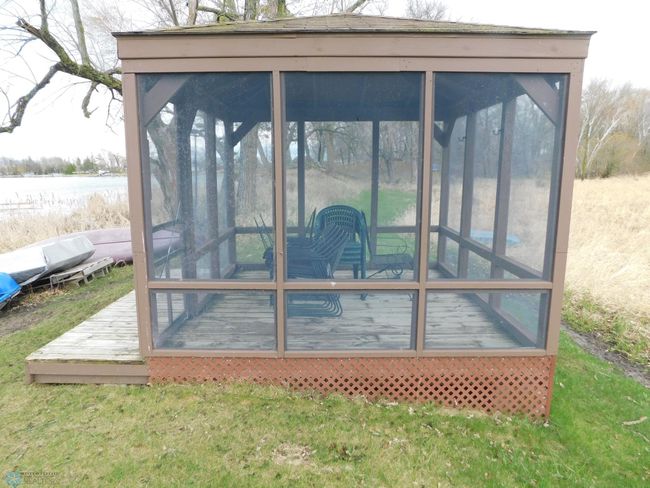 community gazebo | Image 31