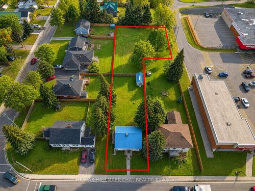 415 Main St N, Mount Forest, ON, N0G2L1 | Card Image
