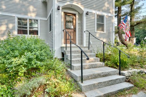 78 Central Street, Hallowell, ME, 04347 | Card Image