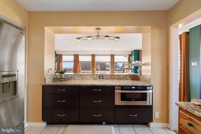 APT-1822N - 5500 Friendship Blvd, Condo with 2 bedrooms, 2 bathrooms and null parking in CHEVY CHASE MD | Image 25