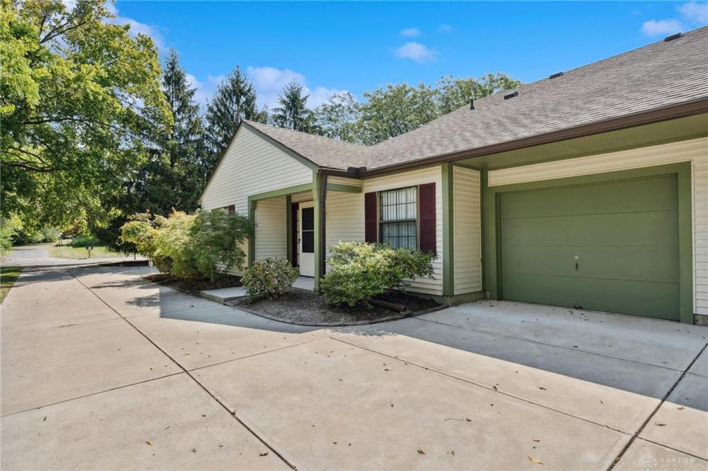 Harbor Ln, Dayton, OH 45459