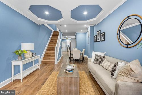 1933 Mosher St, BALTIMORE, MD, 21217-1050 | Card Image