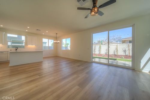 34526 Carnation Ct, Yucaipa, CA, 92399-2699 | Card Image