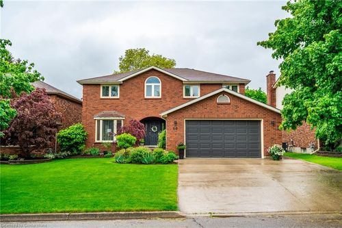 60 Lee Ave, Simcoe, ON, N3Y5B2 | Card Image