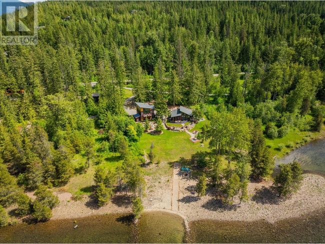179 Kootenay Lake Rd, House other with 2 bedrooms, 2 bathrooms and 12 parking in Procter BC | Image 6