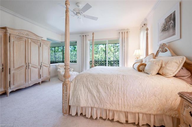Mitered glass window to the private & quiet balcony | Image 31