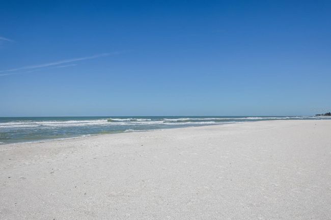 UNIT-204 - 5300 Gulf Dr, Condo with 2 bedrooms, 2 bathrooms and null parking in Holmes Beach FL | Image 56