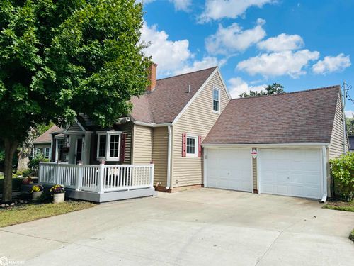 452 Lincoln Ave, Iowa Falls, IA, 50126-1939 | Card Image