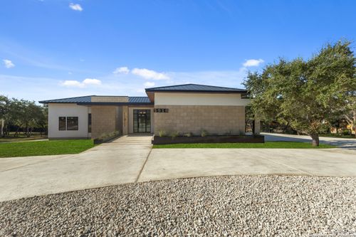 5918 Tejas Spg, San Antonio, TX, 78257-5001 | Card Image