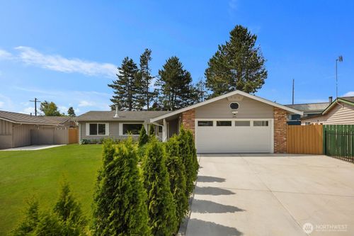 16715 116th Pl Se, Renton, WA, 98058-5370 | Card Image