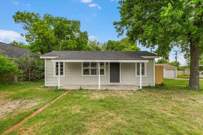 8208 Kender Ln, House other with 3 bedrooms, 1 bathrooms and null parking in White Settlement TX | Image 8