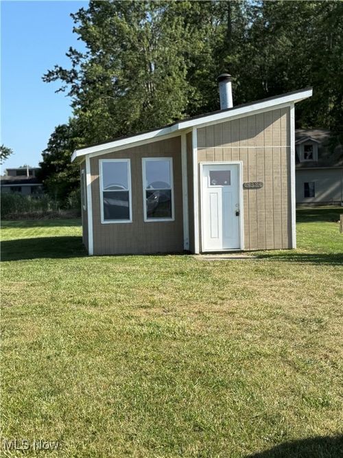 4394 Lake Drive N, Geneva, OH, 44041 | Card Image