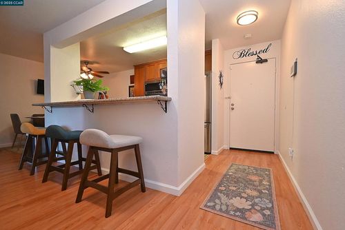 2115-13700 San Pablo Ave, Pinole, CA, 94564-1701 | Card Image