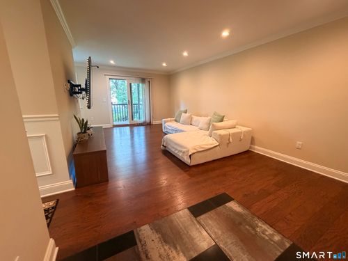 a15-10 Scuppo Rd, Danbury, CT, 06811-5293 | Card Image