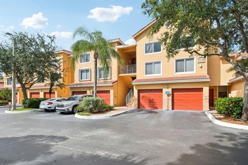 304-300 Scotia Dr, Hypoluxo, FL, 33462-7001 | Card Image