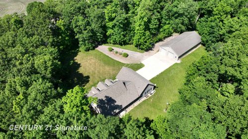 7147 Gary Rd, Chesaning, MI, 48616-9461 | Card Image