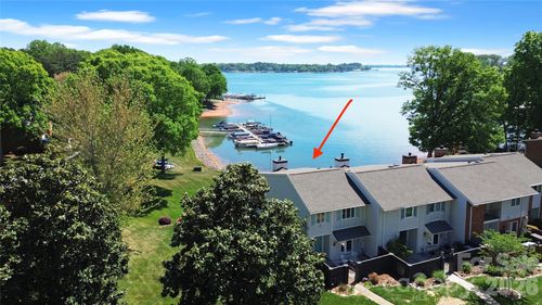 7962 Westcape Drive, Denver, NC, 28037 | Card Image