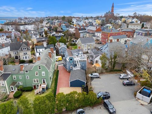 apt-2-12 Darling St, Marblehead, MA, 01945-5510 | Card Image