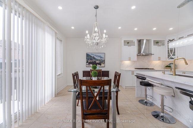 71 Vanderpool Cres, House other with 7 bedrooms, 5 bathrooms and 4 parking in Brampton ON | Image 16
