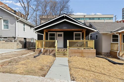 4515 Jarboe St, Kansas City, MO, 64111-3507 | Card Image