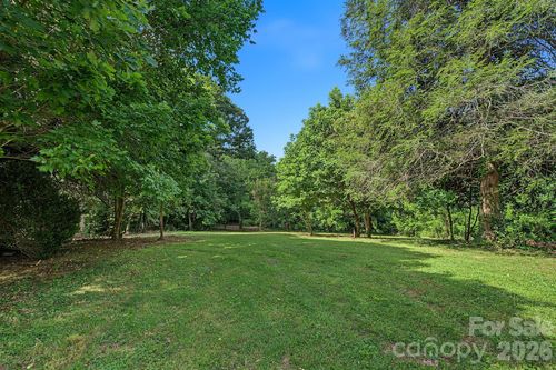 371 Chunns Cove Rd, Asheville, NC, 28805-1212 | Card Image