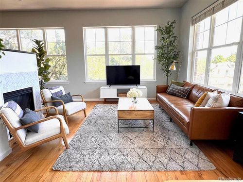 apt-200-1489 Steele St, Denver, CO, 80206-2890 | Card Image