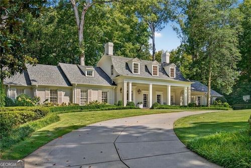 3673 Castlegate Dr Nw, Atlanta, GA, 30327-2603 | Card Image
