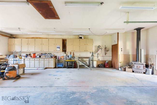 486 Jardine Rd, House other with 3 bedrooms, 2 bathrooms and null parking in Gardiner MT | Image 32