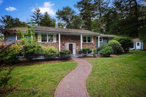 11 Farrwood Dr, Andover, MA, 01810-5206 | Card Image