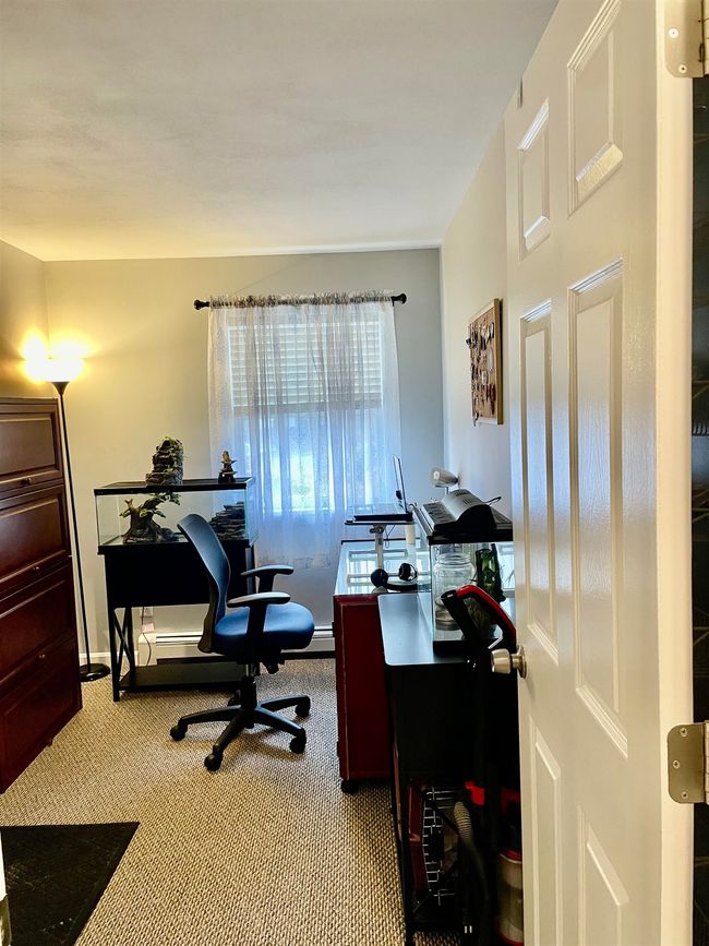 APT-503 - 30 Old Dover Rd, Condo with 2 bedrooms, 1 bathrooms and null parking in Rochester NH | Image 9