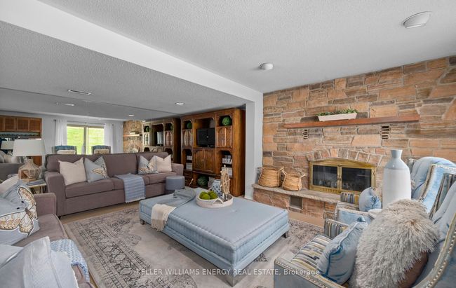 32 Mcclarnan Rd, House other with 4 bedrooms, 4 bathrooms and 2 parking in Ajax ON | Image 6