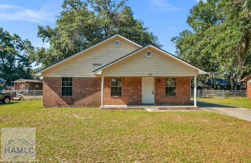 1424 Sidewinder Way, Hinesville, GA, 31313-9181 | Card Image